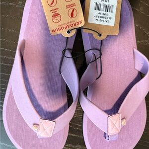 ZeroXposur Women's Lavender Sandals